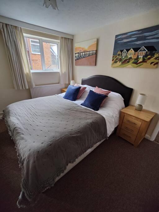 Stunning 1 Bedroom Apartment Over Looking River Rye Extérieur photo